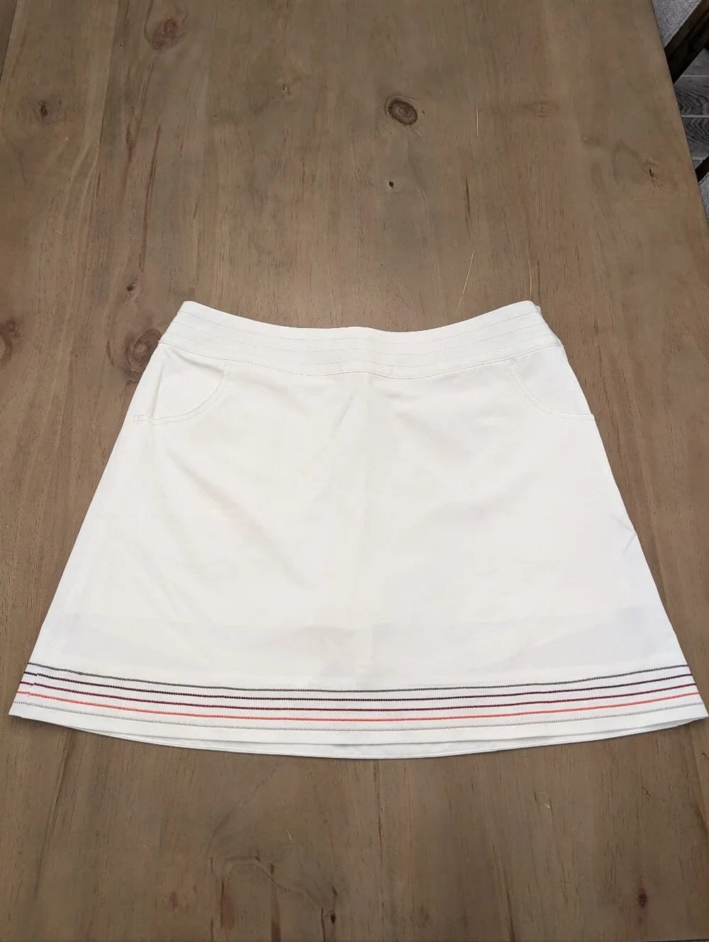 Nike Golf Fit Dry White Skort w Embroidered Colorful Hem Women's Size 14